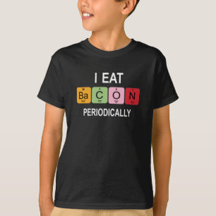 Camiseta Eu como Bacon Periodicamente - mesa periódica eng