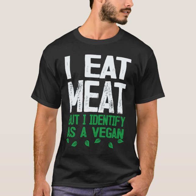 Camiseta Eu Como Carne Mas Me Identifico Como Vegano Vegeta (Frente)