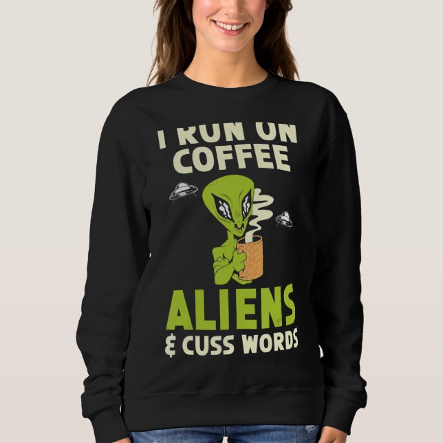 Camiseta Eu Corro Em Aliens De Café E Palavras Criptid Alin (Frente)