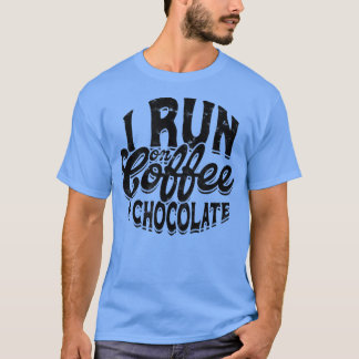 Camiseta Eu corro no café e chocolate Cozy Winter Xmas Choc