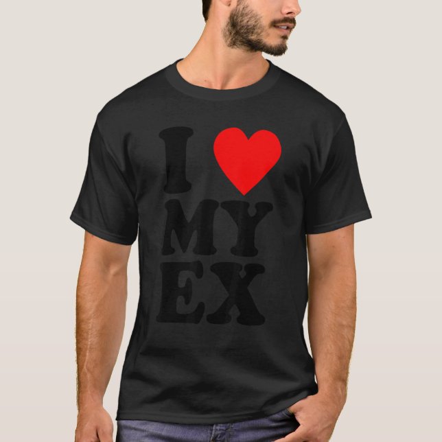 Camiseta Eu Corto Meu Ex-Cardíaco Namorado (Frente)