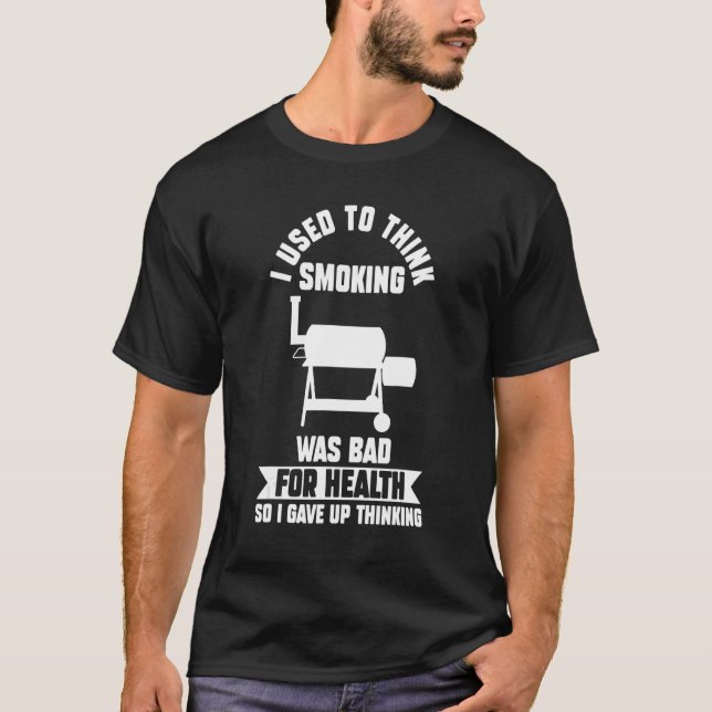 Camiseta Eu costumava achar que fumar era grelhar mal (Frente)