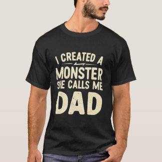 Camiseta Eu Criei Um Monstro Que Ela Me Chama De Pais Pais 