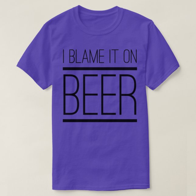 Camiseta Eu culpo isso com a cerveja (Frente do Design)