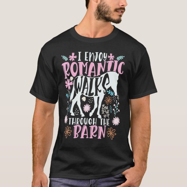 Camiseta Eu Desfruto de Caminhadas Românticas pelo Celeiro  (Frente)