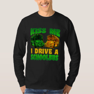 Camiseta Eu dirijo o Dia de São Patrício do ônibus escolar