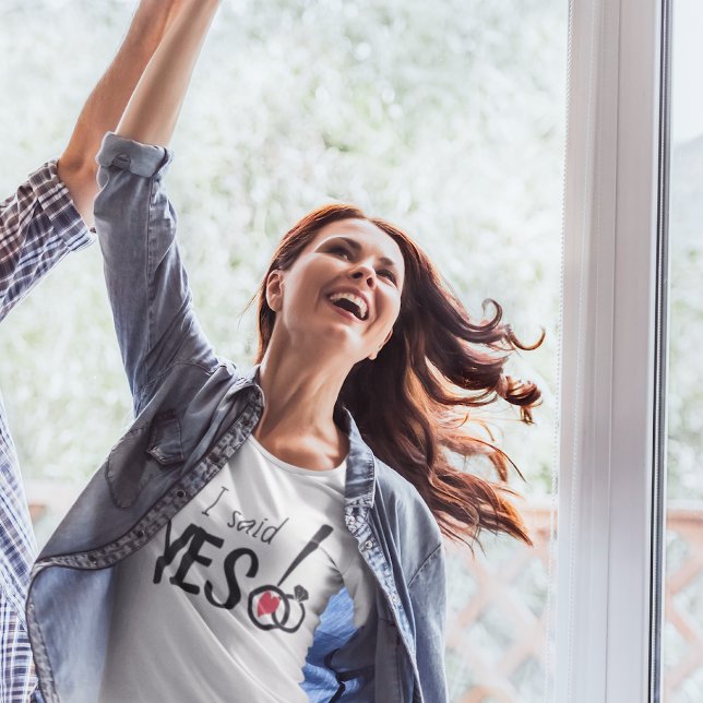 Camiseta Eu disse "Sim, noiva ao Noivado" (Criador carregado)