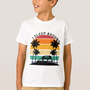 Camiseta Eu Dormi Em Van Life Pun Vinatge Sunset viagem