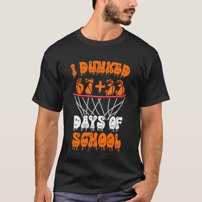 Camiseta Eu Dunked 67+33 Dias de Basquete Escolar 100º Dia (Frente)