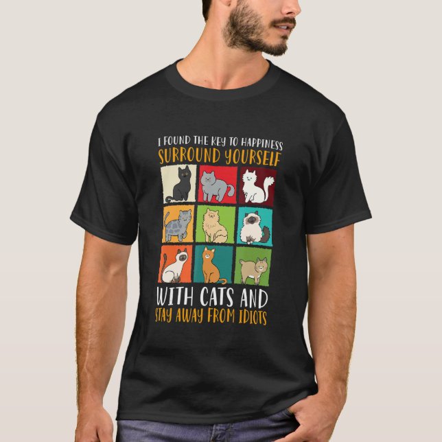 Camiseta Eu Encontrei A Chave Para A Felicidade Pai Cat Mãe (Frente)