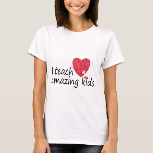 Camiseta Eu ensino miúdos surpreendentes
