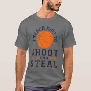 Camiseta Eu ensino o garoto treinador de basquete a atirar 