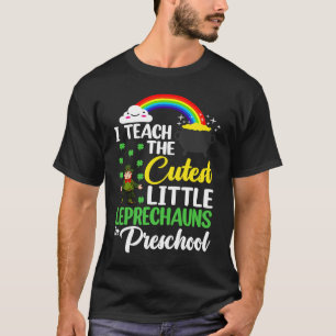 Camiseta Eu Ensino Os Mais Bastantes Leprechauns Na Pré-Esc