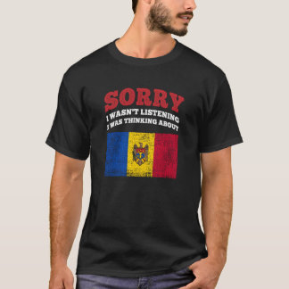 Camiseta Eu Estava Ouvindo Que Estava Pensando Sobre A Mold