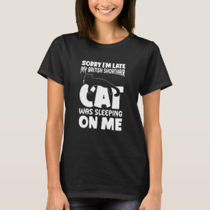 Camiseta Eu Estou Atrasado Meu Gato Estava Dormindo Em Mim 