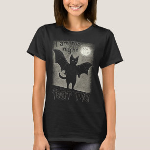 Camiseta Eu Estou Com Medo Da Noite Que Eu Tenho Um Bate Ga