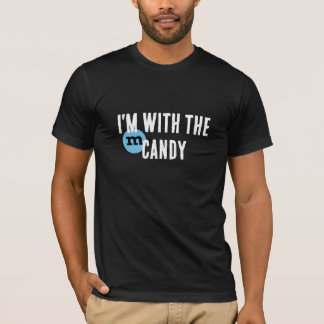 Camiseta Eu estou com o Dia de as Bruxas engraçado de doce