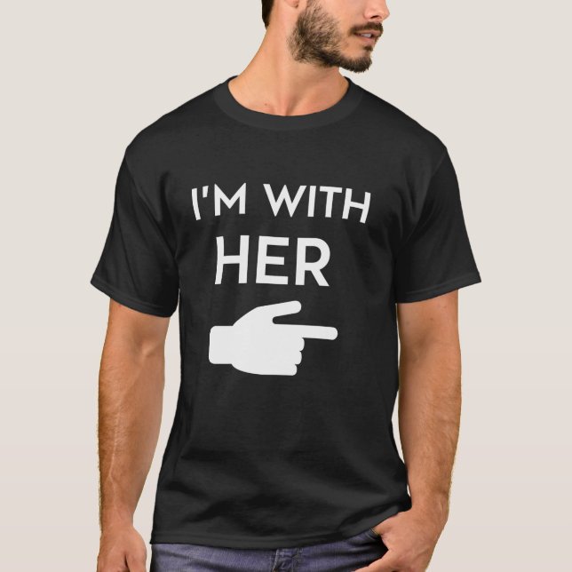 Camiseta Eu estou com seu Casal Engraçado Correspondendo Ha (Frente)