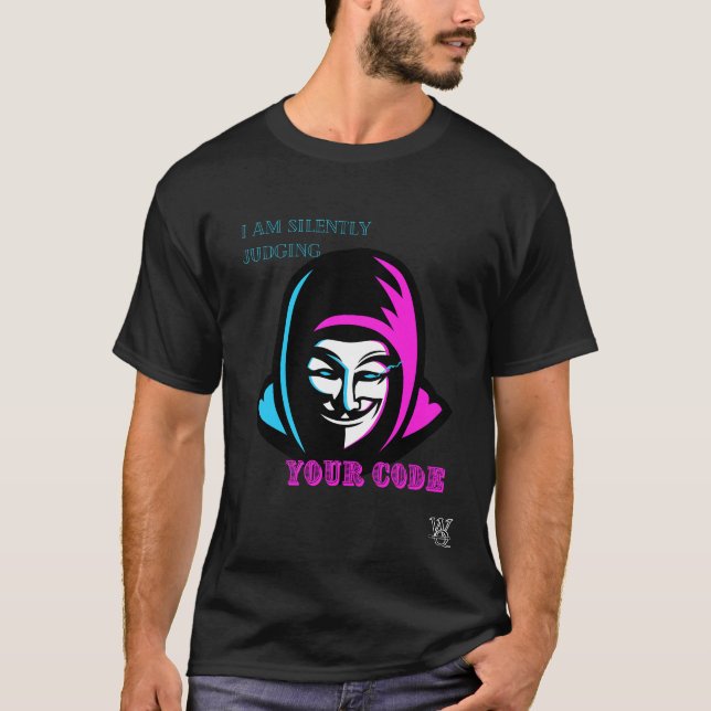 Camiseta Eu estou silenciosamente avaliando seu código para (Frente)
