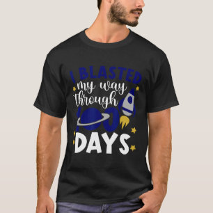 Camiseta Eu Explodi Meu Caminho Através de 100 Dias de Fogu