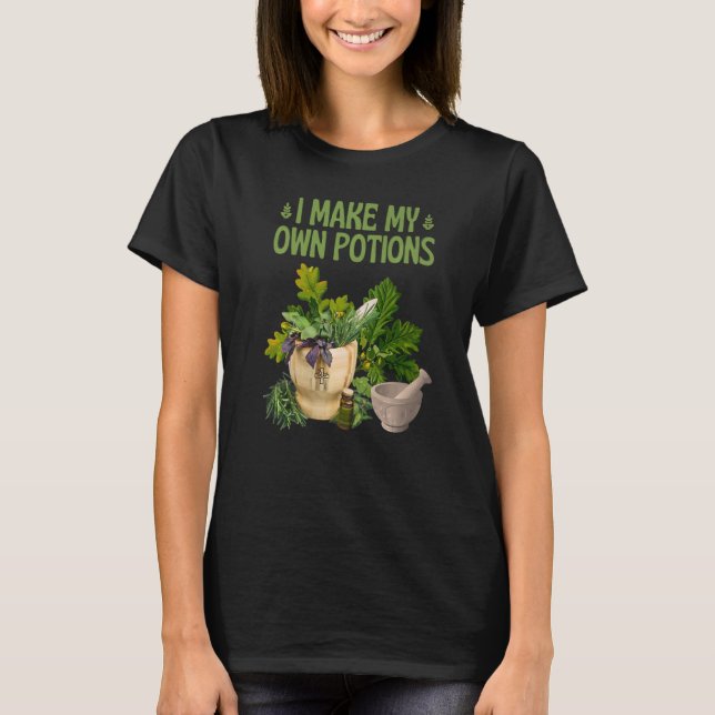 Camiseta Eu Faço Minhas Poções Herbalismo (Frente)
