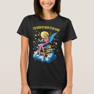 Camiseta Eu fechei meu livro para estar aqui lendo Pink Fai