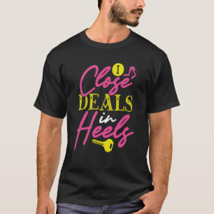 Camiseta Eu Fecho Negócios De Salto Agente Imobiliário