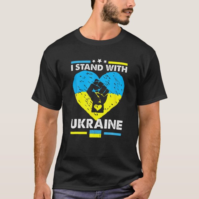 Camiseta Eu Fico Com A Ucrânia Heart Ucraniano Flag Support (Frente)