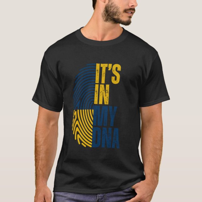 Camiseta Eu Fico Com Dna Ucrânia Impressão Digital Bandeira (Frente)