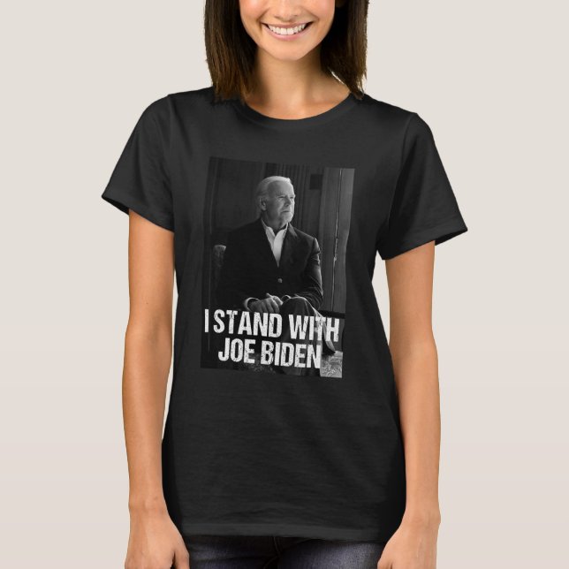 Camiseta Eu Fico Com Joe Biden 1 (Frente)