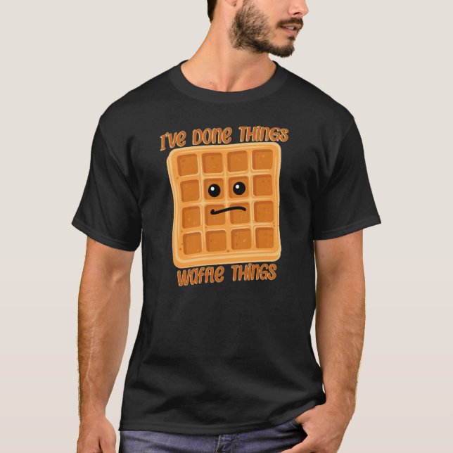 Camiseta Eu fiz coisas de waffle comida pun (Frente)