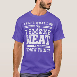 Camiseta Eu Fumo Carne e Eu Sei Coisas Engraçadas BBQ Chef