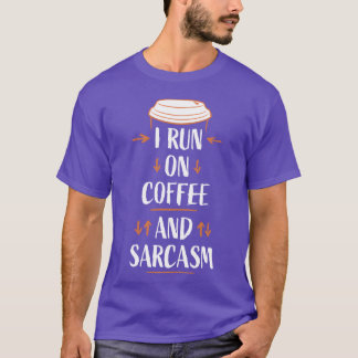 Camiseta Eu Funciono Com Café E Sarcasmo Engraçado Humor Sa