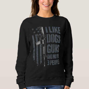 Camiseta Eu Gosto de Armas Cães E Talvez 3 Pessoas Cachorro