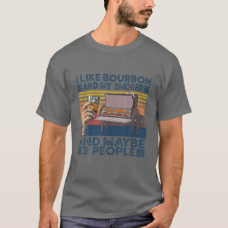 Camiseta Eu Gosto De Bourbon E Meu Fumante E Talvez Três Pe