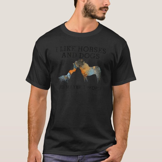 Camiseta Eu Gosto de Cavalos e Cachorros e Talvez 3 Pessoas (Frente)