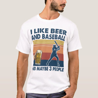 Camiseta Eu gosto de cerveja e beisebol e talvez três pesso