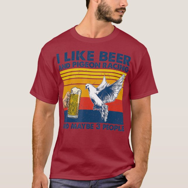 Camiseta Eu gosto de cervejas e pombos e talvez três pessoa (Frente)