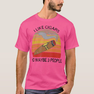 Camiseta Eu Gosto de Charutos E Talvez 3 Pessoas Para Fuman