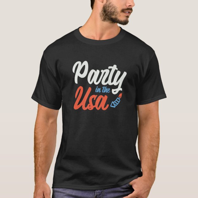 Camiseta Eu Gosto De Como Ele Bata Em 4 De Julho (Frente)