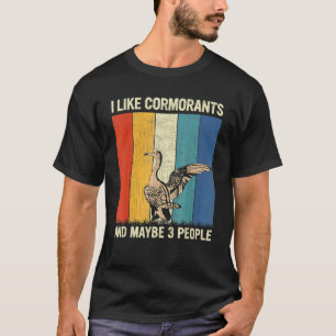 Camiseta Eu Gosto De Corvos E Talvez De Três Pessoas Retro