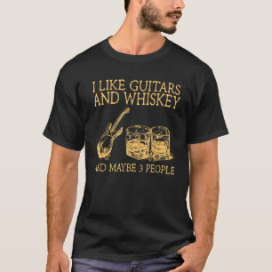 Camiseta Eu Gosto De Guitarras E Whiskey E Talvez 3 Pessoas