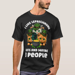 Camiseta Eu Gosto de Leprechauns Gatos e Talvez 3 Pessoas E