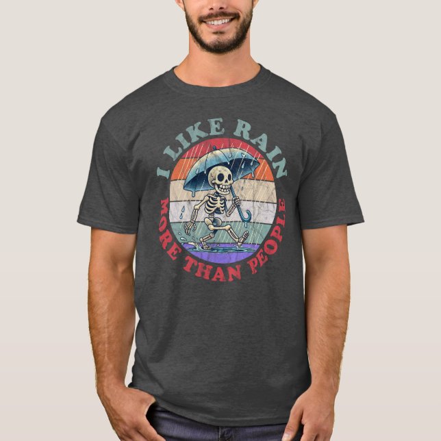 Camiseta Eu Gosto Mais De Chuva Do Que Pessoas (Frente)