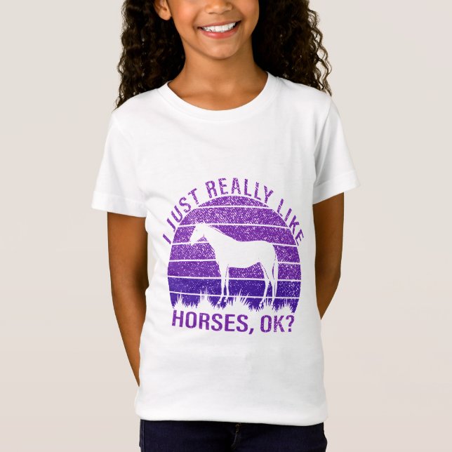 Camiseta Eu gosto muito de cavalos em roxo (Frente)