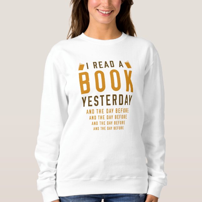 Camiseta Eu Li Um Livro Ontem (Frente)