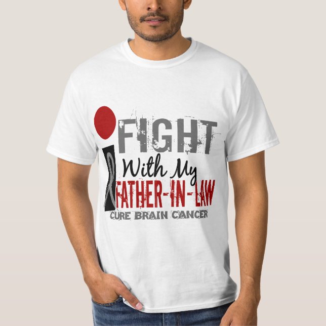 Camiseta Eu luto com meu cancro cerebral do sogro (Frente)
