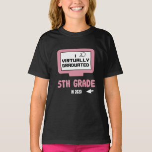 Camiseta Eu me formei virtualmente na quinta 5 para meninas