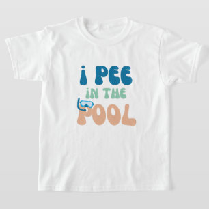 Camiseta eu mijo na piscina nadando engraçado para nadar