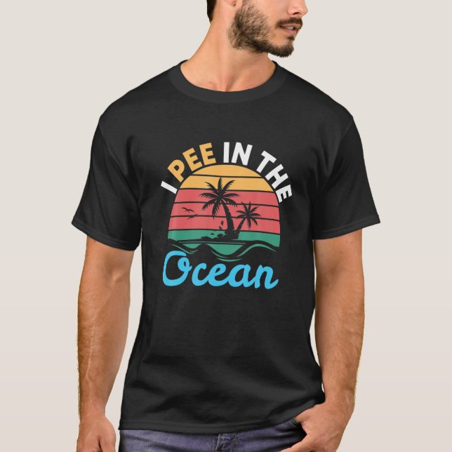 Camiseta Eu Mijo No Oceano | Chamada de praia (Frente)